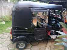 https://riyasewana.com/uploads/bajaj-three-wheel-2010-276394012053.jpg