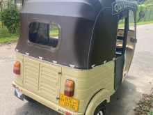 https://riyasewana.com/uploads/bajaj-three-wheel-2010-414240612732.jpg