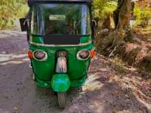 https://riyasewana.com/uploads/bajaj-three-wheel-2011-2110182012332.jpg