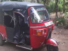 https://riyasewana.com/uploads/bajaj-three-wheel-2012-2714040412433.jpg