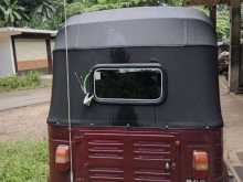 https://riyasewana.com/uploads/bajaj-three-wheel-201217034862.jpg