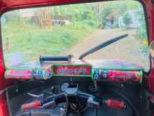 https://riyasewana.com/uploads/bajaj-three-wheel-2014-1018115712652.jpg