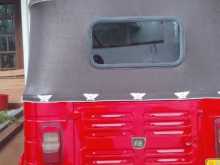 https://riyasewana.com/uploads/bajaj-three-wheel-2014-315055112684.jpg