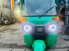 https://riyasewana.com/uploads/bajaj-three-wheel-2014-76122012523.jpg