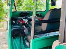 https://riyasewana.com/uploads/bajaj-three-wheel-2015-1618415312743.jpg
