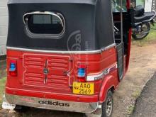 https://riyasewana.com/uploads/bajaj-three-wheel-2015-191028261248479.jpg