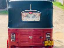 https://riyasewana.com/uploads/bajaj-three-wheel-2015-1911460712253.jpg