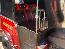 https://riyasewana.com/uploads/bajaj-three-wheel-2015-511340512964.jpg