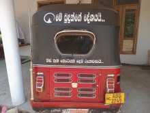 https://riyasewana.com/uploads/bajaj-three-wheel-2015-76344612392.jpg