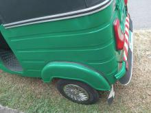https://riyasewana.com/uploads/bajaj-three-wheel-201718306735.jpg