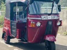 https://riyasewana.com/uploads/bajaj-three-wheel-208491724764.jpg