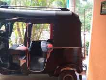 https://riyasewana.com/uploads/bajaj-three-wheel-21012064092.jpg