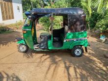 https://riyasewana.com/uploads/bajaj-three-wheel-2110590317266.jpg