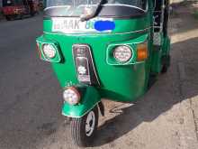 https://riyasewana.com/uploads/bajaj-three-wheel-211105394912.jpg