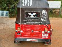 https://riyasewana.com/uploads/bajaj-three-wheel-21128314292.jpg