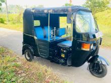 https://riyasewana.com/uploads/bajaj-three-wheel-211603166704.jpg