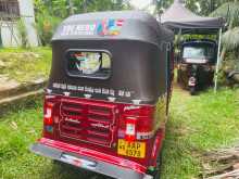 https://riyasewana.com/uploads/bajaj-three-wheel-21237364653.jpg