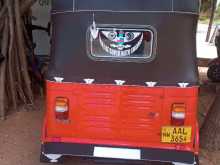 https://riyasewana.com/uploads/bajaj-three-wheel-21753084463.jpg