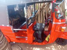https://riyasewana.com/uploads/bajaj-three-wheel-21753376434.jpg