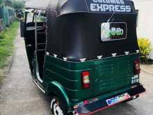https://riyasewana.com/uploads/bajaj-three-wheel-218140422963.jpg