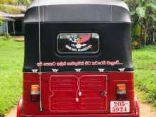 https://riyasewana.com/uploads/bajaj-three-wheel-221456324422.jpg