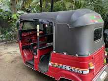 https://riyasewana.com/uploads/bajaj-three-wheel-2217522922903.jpg