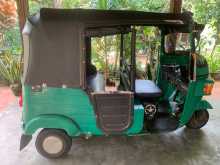 https://riyasewana.com/uploads/bajaj-three-wheel-23120606694.jpg