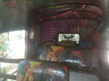https://riyasewana.com/uploads/bajaj-three-wheel-231324206674.jpg