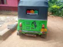 https://riyasewana.com/uploads/bajaj-three-wheel-231343234152.jpg