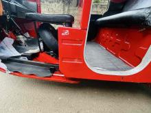 https://riyasewana.com/uploads/bajaj-three-wheel-2316432524681.jpg