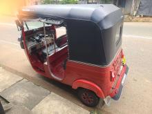 https://riyasewana.com/uploads/bajaj-three-wheel-232000536035.jpg