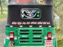 https://riyasewana.com/uploads/bajaj-three-wheel-2416431122872.jpg