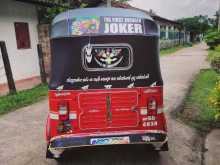 https://riyasewana.com/uploads/bajaj-three-wheel-2513452522803.jpg