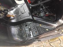 https://riyasewana.com/uploads/bajaj-three-wheel-2610563217535.jpg
