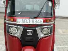 https://riyasewana.com/uploads/bajaj-three-wheel-2615245322972.jpg