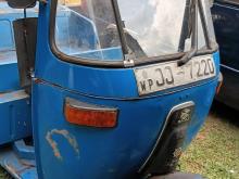Bajaj RE 2004 Three Wheel