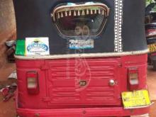 https://riyasewana.com/uploads/bajaj-three-wheel-272412497248.jpg