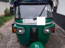 Bajaj 4 Stroke 2011 Three Wheel