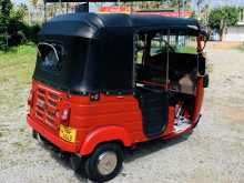 https://riyasewana.com/uploads/bajaj-three-wheel-2914200422783.jpg