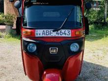 https://riyasewana.com/uploads/bajaj-three-wheel-2914205024812.jpg