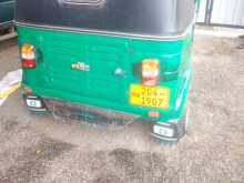 https://riyasewana.com/uploads/bajaj-three-wheel-292357174893.jpg