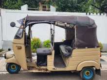 https://riyasewana.com/uploads/bajaj-three-wheel-2945304013.jpg