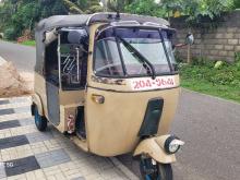 https://riyasewana.com/uploads/bajaj-three-wheel-2945596296.jpg