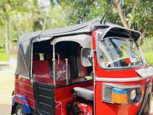 https://riyasewana.com/uploads/bajaj-three-wheel-310372022602.jpg