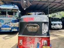 https://riyasewana.com/uploads/bajaj-three-wheel-310372122743.jpg