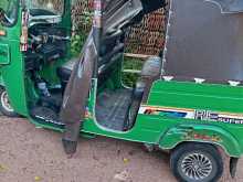 https://riyasewana.com/uploads/bajaj-three-wheel-311155234163.jpg