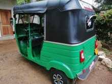 https://riyasewana.com/uploads/bajaj-three-wheel-3190152622.jpg