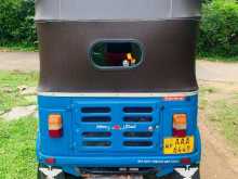 https://riyasewana.com/uploads/bajaj-three-wheel-41726424412.jpg