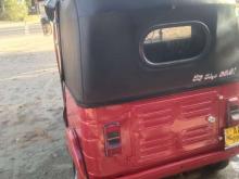 https://riyasewana.com/uploads/bajaj-three-wheel-42104236165.jpg