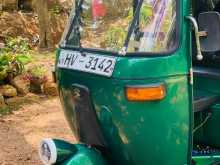 https://riyasewana.com/uploads/bajaj-three-wheel-4959004203.jpg